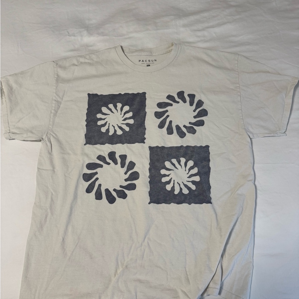 PacSun Off-White Graphic Tee